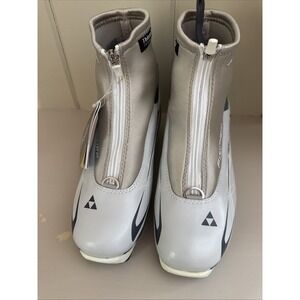 Womens Fischer Ski Boots  XC Touring  Size 7 BNIB Silver Rottefella Nordic